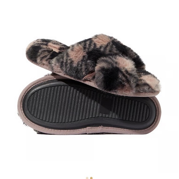 Pink Faux Fur Slides - Picture 4 of 4